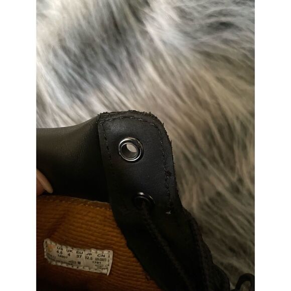 TIMBERLAND PREMIUM 6-INCH WATERPROOF BOOT (BIG KIDS) Black  Size 4.5/ Excellent - Picture 7 of 7